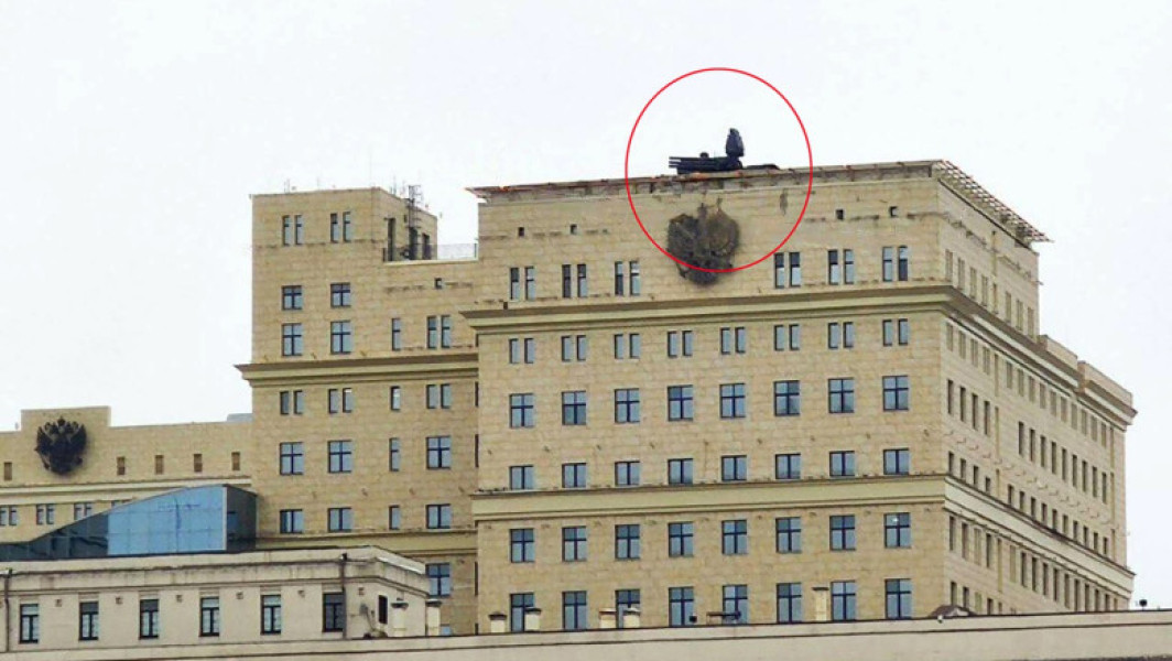 Rusia își reconstr einește scutul antirachetă din perioada Războiului Rece în jurul Moscovei, amplasând peste 50 de sisteme Pantsir, relatează imagini din satelit și rapoarte OSINT.