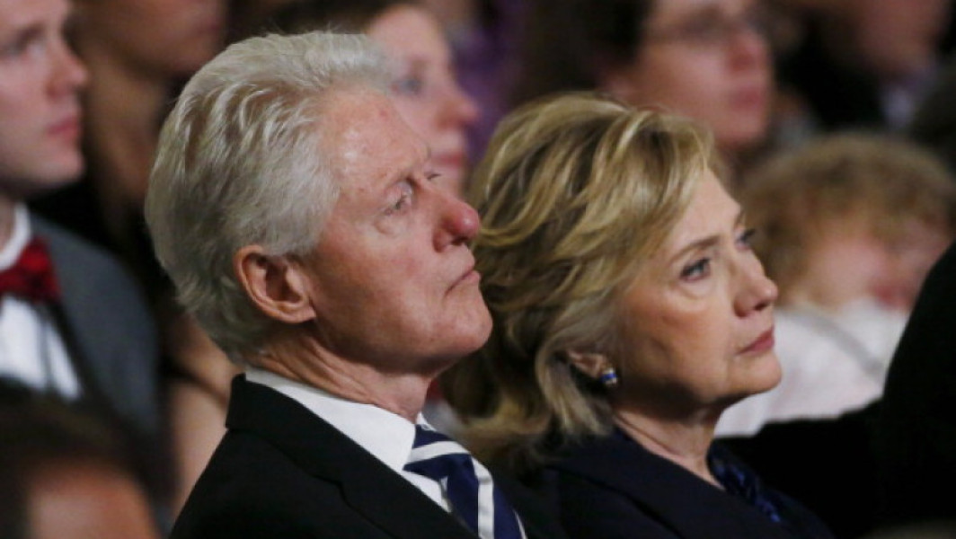 Clinton și alți oficiali chemați să depună mărturie în cazul Epstein