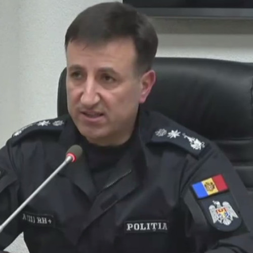 O grupare criminală legată de oligarhul Ilan Șor, acuzată de corupție și influențare a alegerilor din Republica Moldova și România, a fost descoperită de poliție. Potrivit unor mesaje găsite pe telefoanele membrilor rețelei, aceștia au fost încurajați să sprijine candidatura lui George Simion la alegerile prezidențiale din România.