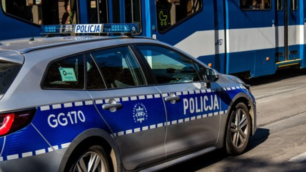 procurorii polonezi acuza o cetățeancă ucraineană de trimiterea unui colet cu exploziv