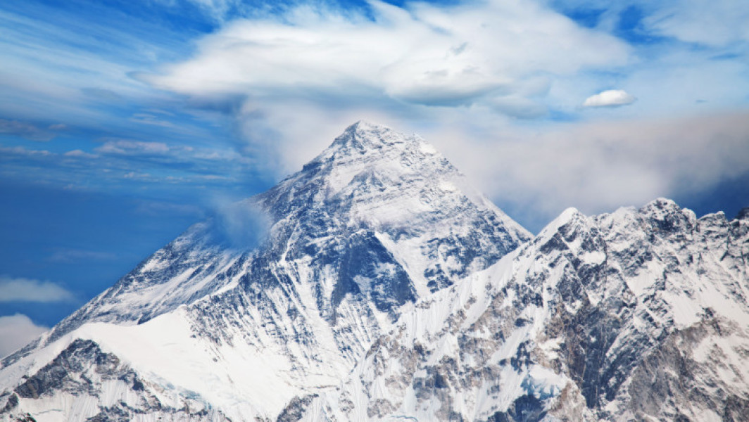 Nepalul va oferi acces gratuit la 97 de vârfuri din Himalaya în următorii doi ani