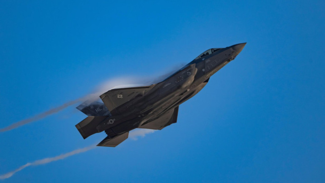 Elveția își păstrează planul de achiziție a avioanelor de luptă F-35, în ciuda costurilor suplimentare mari și a refuzului administrației Donald Trump de a face concesii, anunță guvernul federal elvețian