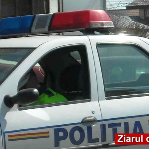 Poliţia Bacău a acționat pentru prevenirea faptelor antisociale în 14 școli. Au fost verificate zeci de elevi și sancționate persoanele care absentează de la cursuri.