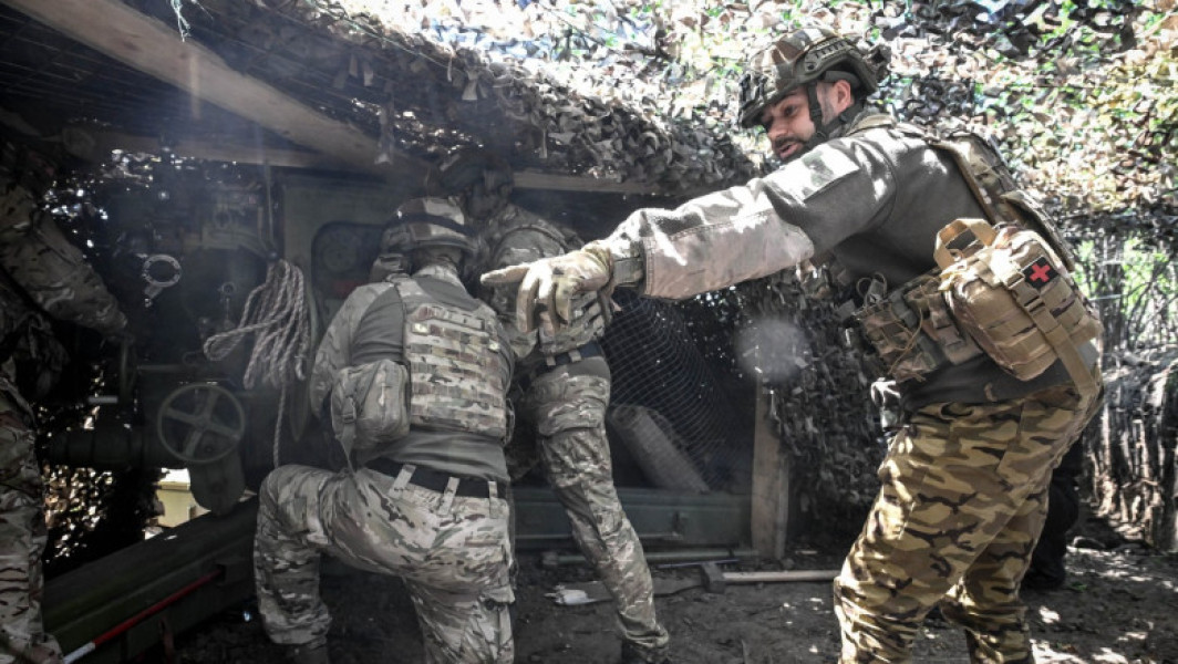 Armata ucraineană a făcut progrese de aproximativ doi kilometri în nord-estul regiunii Sumi, anunță Kyiv Independent. Potrivit acestora, soldații ucraineni continuă să distrugă inamicul și să elibereze pozițiile ocupate anterior. În plus, unitățile ucrainene au obținut câștiguri în mai multe zone din Sumi, notează sursa citată.