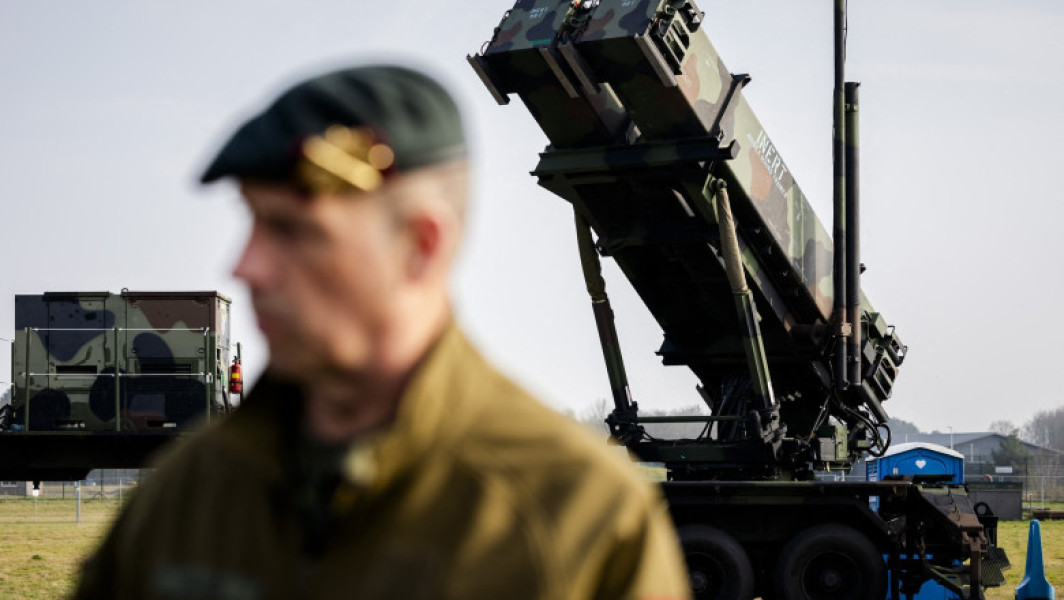 Olandezii trimit echipament militar în Polonia pentru protecție împotriva atacurilor rusești