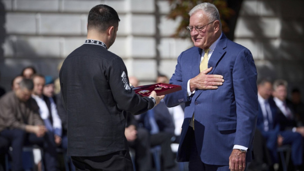 Zelenski discută cu oficialii americani despre sancțiuni și garanții de securitate pentru Ucraina