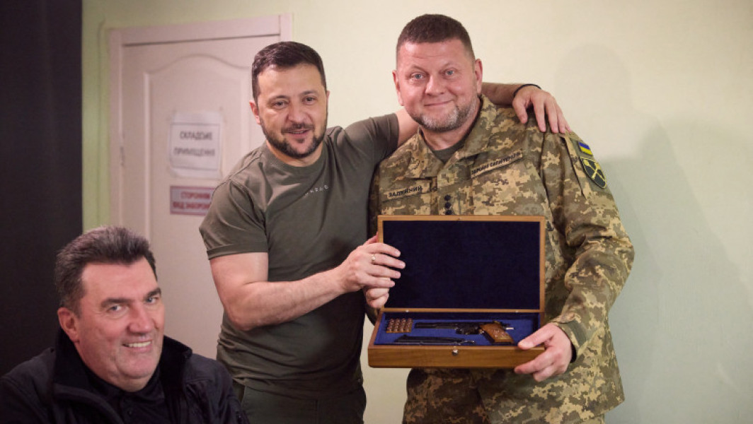 tensiuni diplomatice și planuri politice ale lui Valerii Zalujnii în contextul războiului din Ucraina