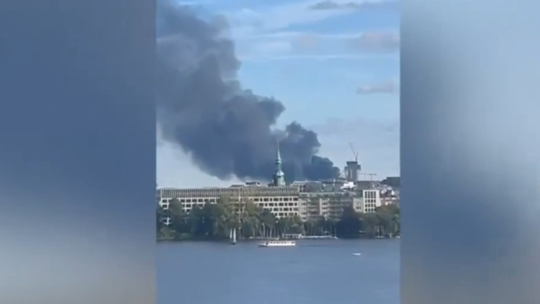 mai multe explozii in portul Hamburg după incendiu de amploare