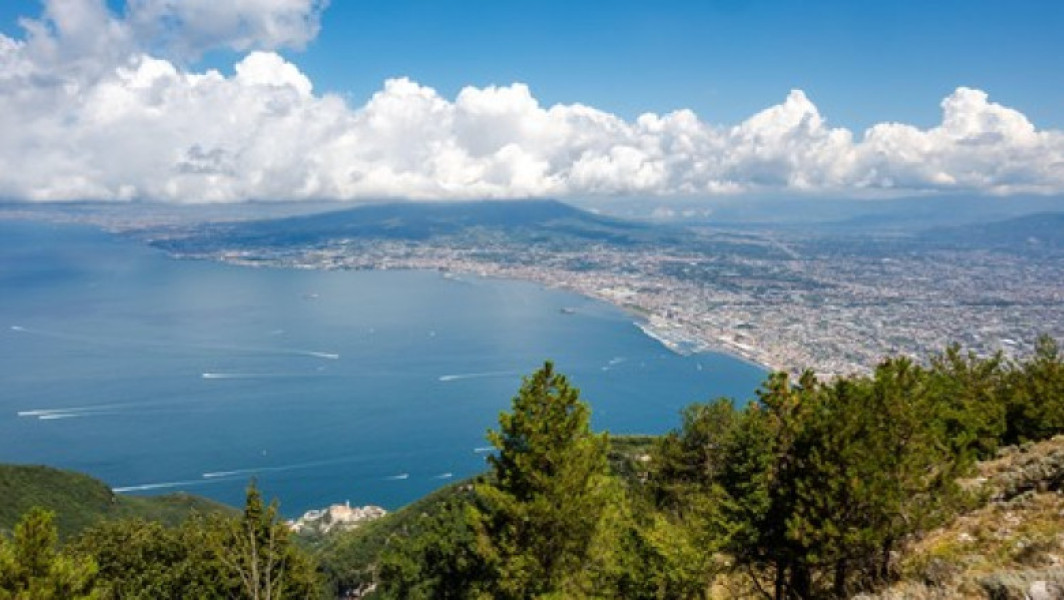 Seism puternic în sudul Italiei, aproape Napoli, anunță INGV