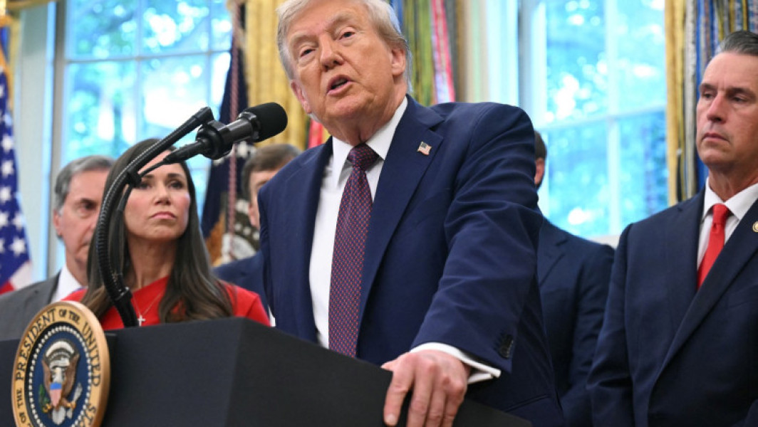 Trump reapare la Casa Albă şi anunţă mutarea comandamentului spaţial