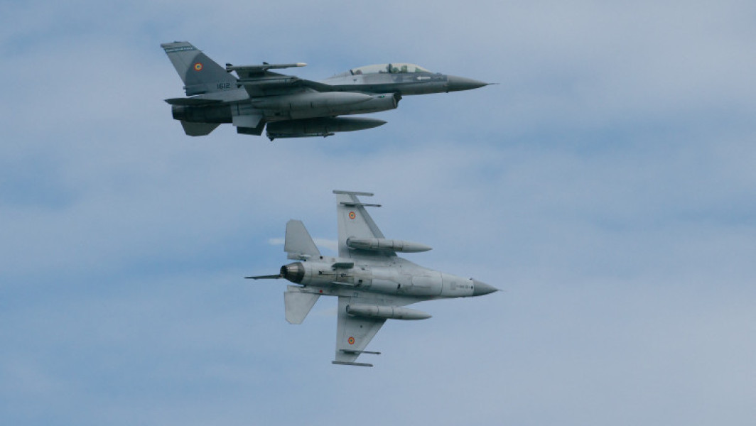 Polonia îşi protejează spaţiul aerian după atacuri cu drone asupra Ucrainei