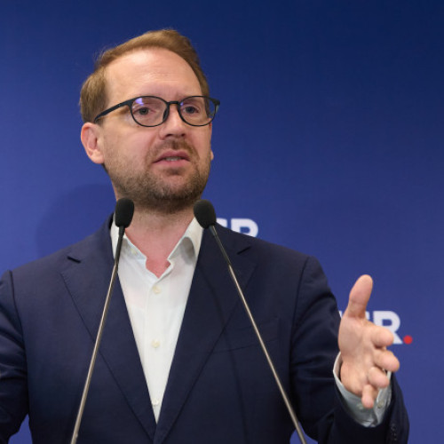 Dominic Fritz propune reformă a administrației locale prin reducerea cheltuielilor de personal, nu a posturilor
