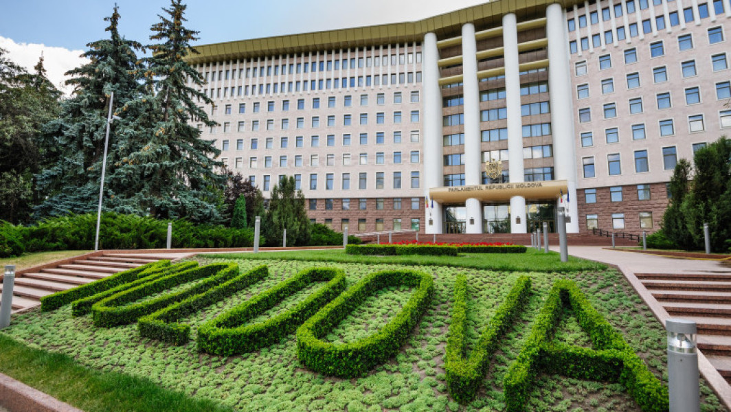 Incendiu la Parlamentul Republicii Moldova, fără răni