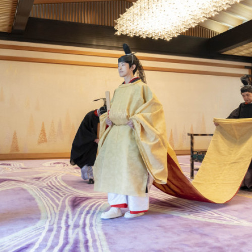 Prințul Hisahito al Japoniei atinge vârsta adultă, deschizând discuții despre succesiunea imperiului