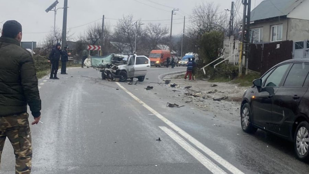 Trafic blocat pe DN 2G între Bacău și Moinești din cauza unui accident rutier