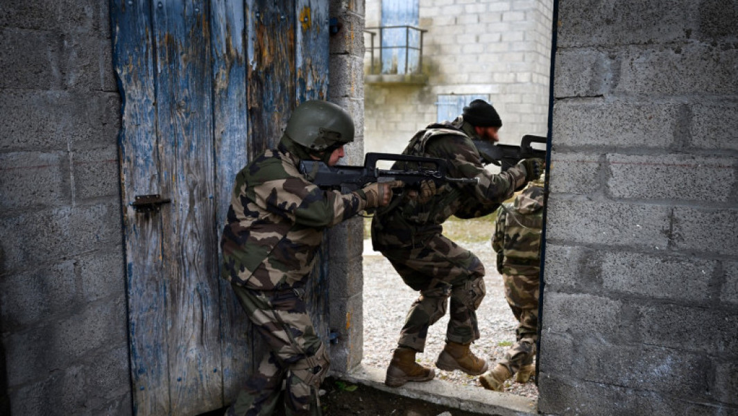 Franța a instruit militari ucraineni în lupta împotriva Rusiei. Ajutorul occidental este esențial în contextul ofensivei rusești.