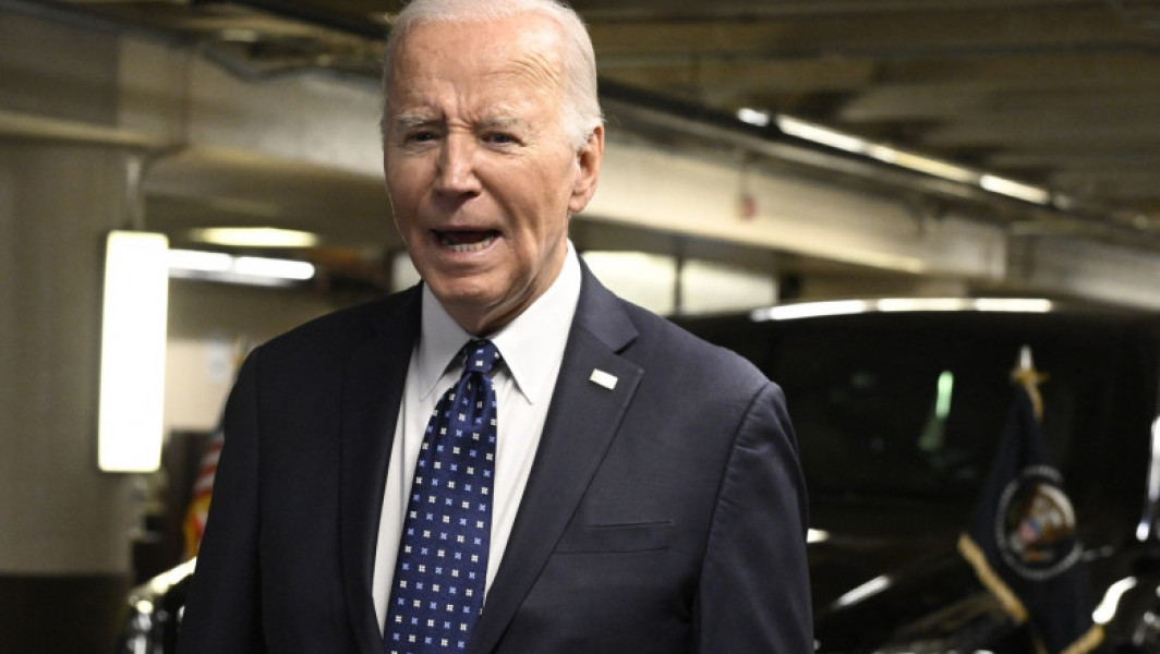 Sancțiunile anti-Rusia cresc în intensitate după invazia din Ucraina. Președintele Biden anunță sute de restricții comerciale și de călătorie pentru a opri agresiunea rusă și a trage la răspundere conducerea Kremlinului.