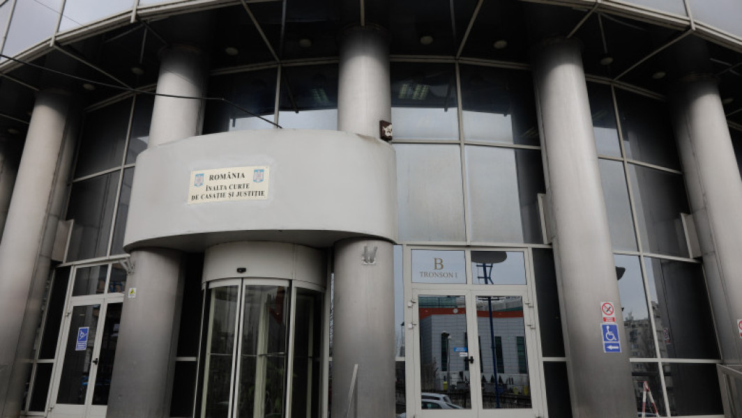 Judecătorii Înaltei Curți vor decide asupra sesizării CCR privind legea pensiilor private