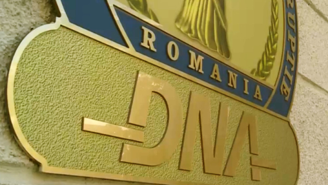 Patru administratori reținuți pentru evaziune fiscală în dosar cu firme de ride-sharing