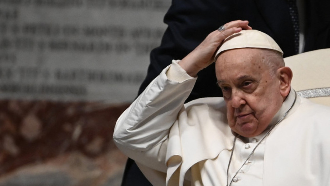 Vaticanul forțează demisia unui alt episcop polonez acuzat de protejarea preoților pedofili