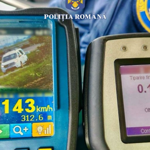 Șofer de 30 de ani prins de poliție condus cu 143 km/h și sub influența alcoolului