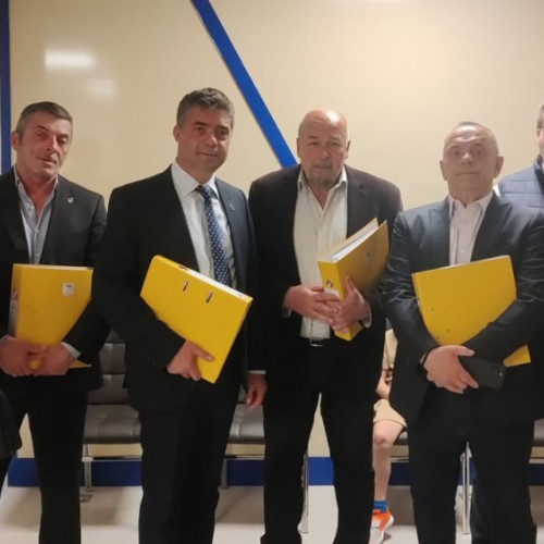 Dragoș Ștefan și-a depus candidatura pentru Primăria Bacău. Vezi cine candidează din partea AUR pentru Consiliul Local