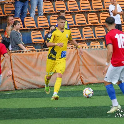 Rezultate fotbal regionale: Victori și înfrângeri spectaculoase în toate regiunile