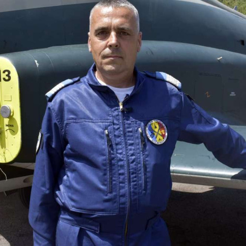 Maeștrul militar Constantin Smintanca-Strugariu: O Viață Dedicată Aviației Militare