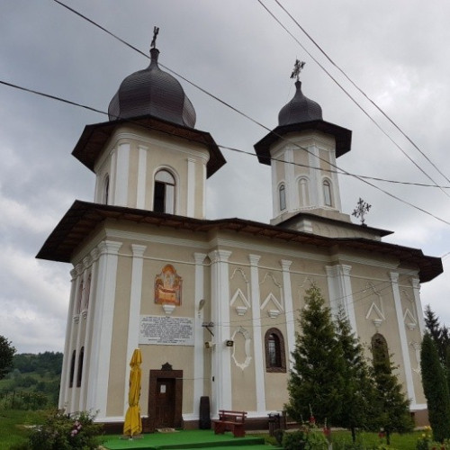 Berzunti, istorie şi patrimoniu